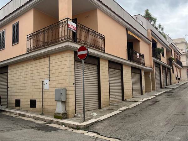 Via Bezzecca - AB. Indipendente - VENDITA