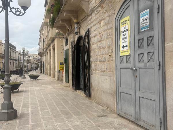 Corso San Sabino - Locale Commerciale - AFFITTO